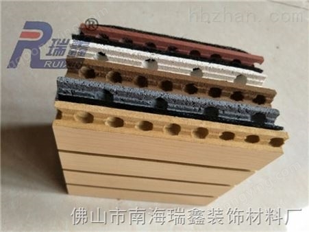 墙面木质吸音板、供应木质吸音板厂家