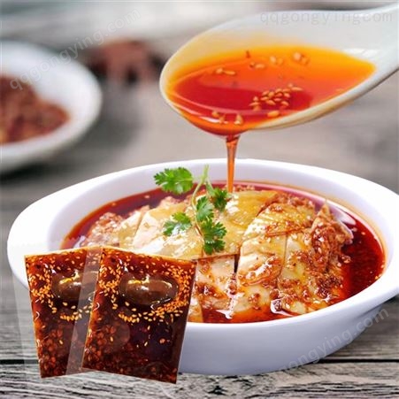 辣椒油油泼辣子红油 饭店餐饮用 饺子蘸料辣椒油 万高达味
