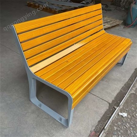 河北泰昌生产 实木围树椅 户外木质桌椅组合 公园小区棋盘桌椅