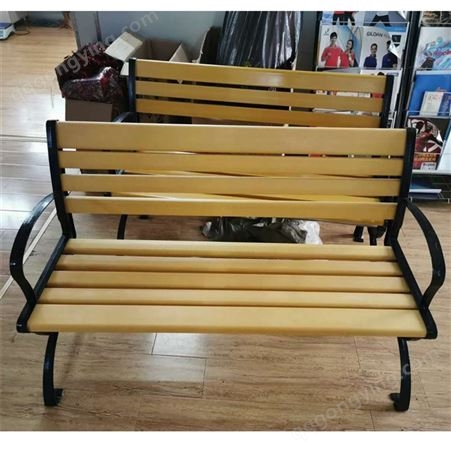 河北泰昌生产 实木围树椅 户外木质桌椅组合 公园小区棋盘桌椅