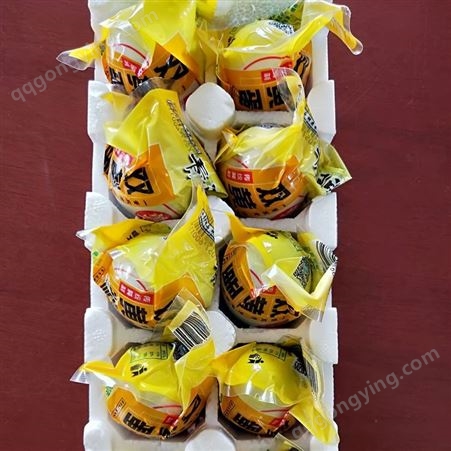 厂家供应普盒包装双黄咸鸭蛋10枚80克以上粒粒冒油咸淡可口挺值
