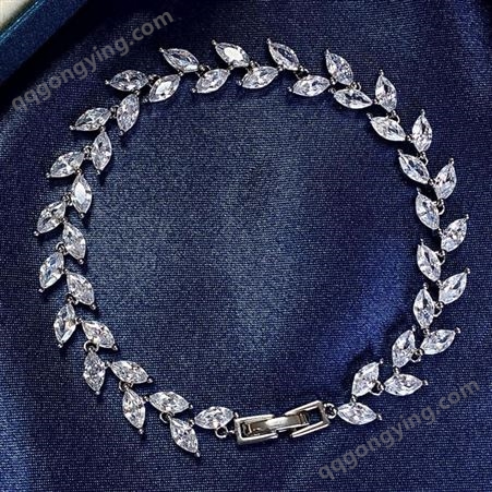 俊恒珠宝925银欧美手链女花卉叶子镶嵌0.25ct高碳钻满钻链
