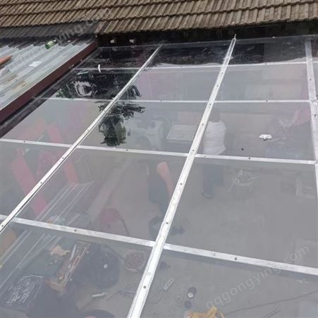 北京专业制作房顶漏水彩钢板耐力板阳光板车棚顶棚