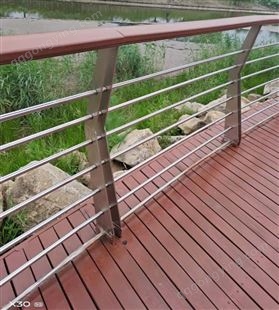 景观护栏 不锈钢材质 阳台保护 美观耐用 鼎森金属