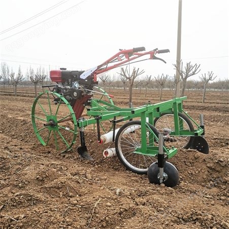 农用小型汽油盖膜机 新型自走式大铁轮 玉米大豆辣椒农作物