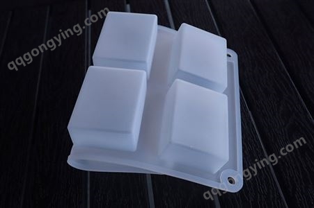 新品现货创意透明6硅胶冰格家用冰块模具易脱模制冰盒