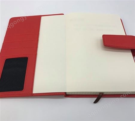 2022新款高颜值笔记本 红棕色带扣平装记事本