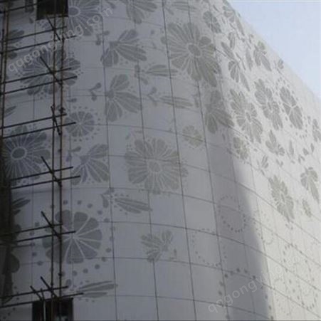 氟碳漆喷涂冲孔铝单板幕墙吊顶 造型各异防火耐腐润盈